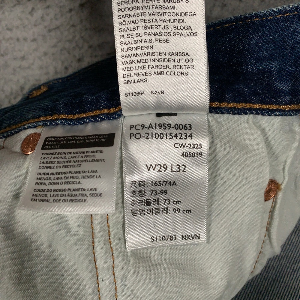 Levis 501 90s Selvedge Jeans Womens 29 Blue Straight Leg Mid Rise Premium Denim - Picture 10 of 15